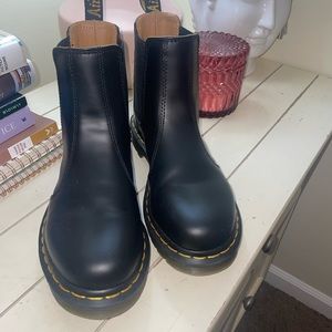 Dr. Martens Air Wair Chelsea Boot - Black - Size 8